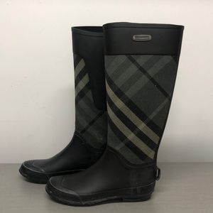 Authentic Burberry rain boots